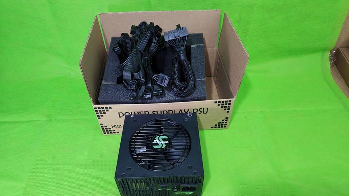 Seasonic - FOCUS GX-1000, 1000W 80+ Gold PSU, Full-Modular SSR-1000FX - Image 3